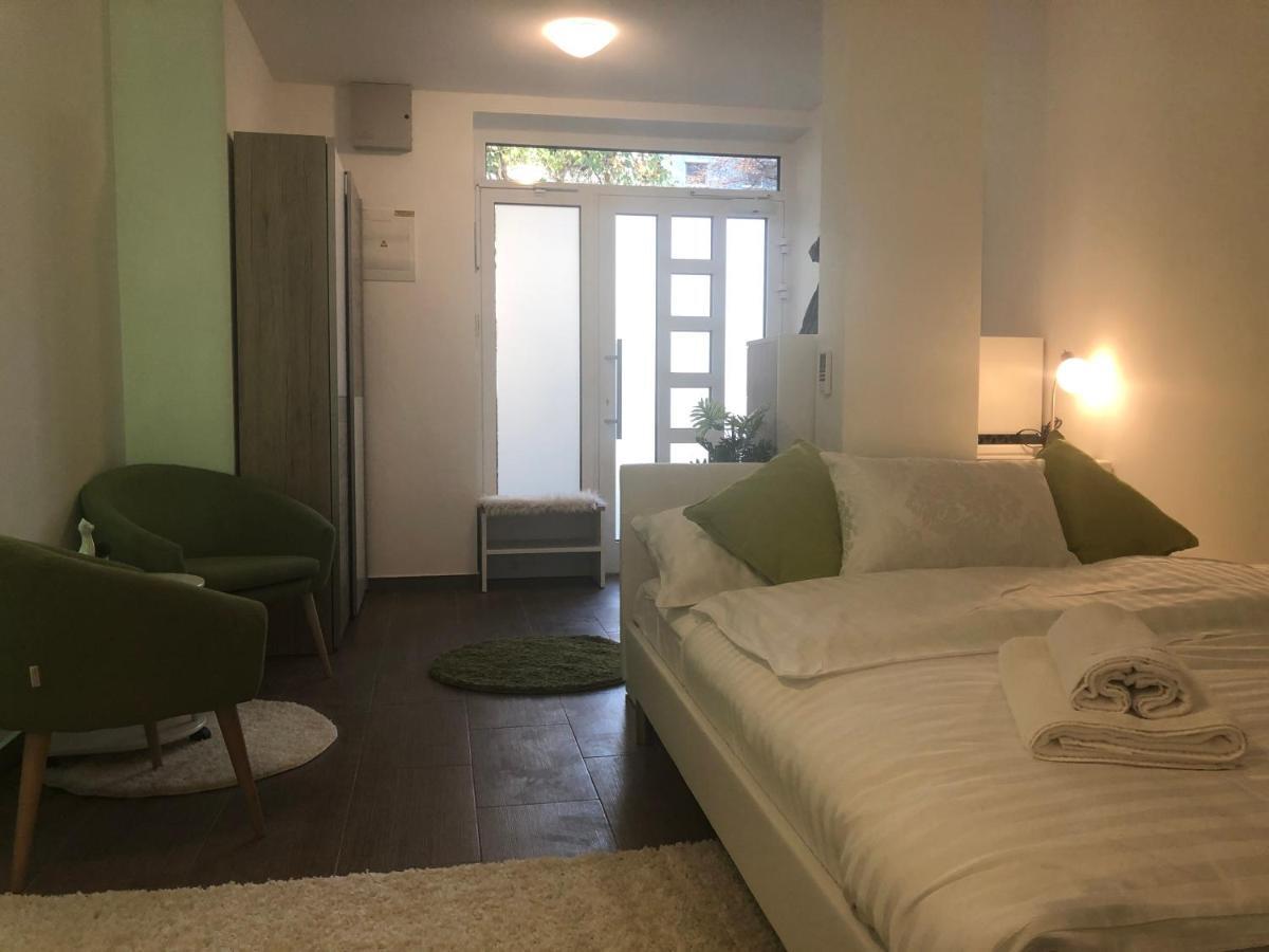 류블랴나 Luxury Central Studio Under The Castle 아파트 외부 사진